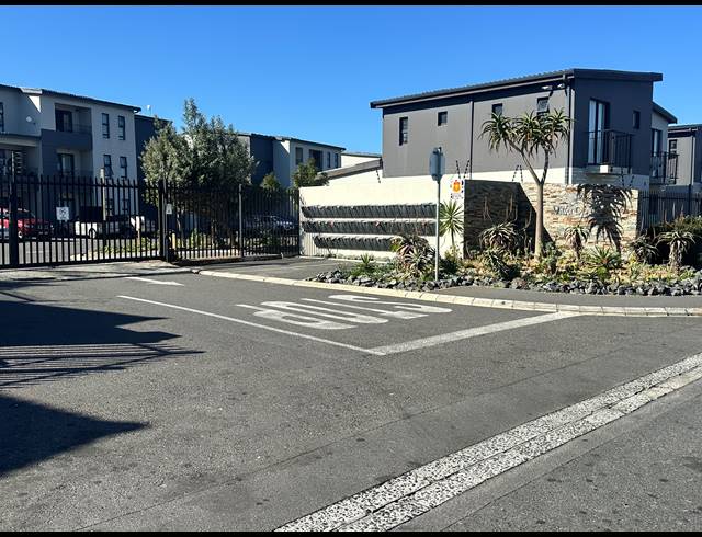 2 BEDROOM APARTMENT FOR SALE IN PARKLANDS NORTH